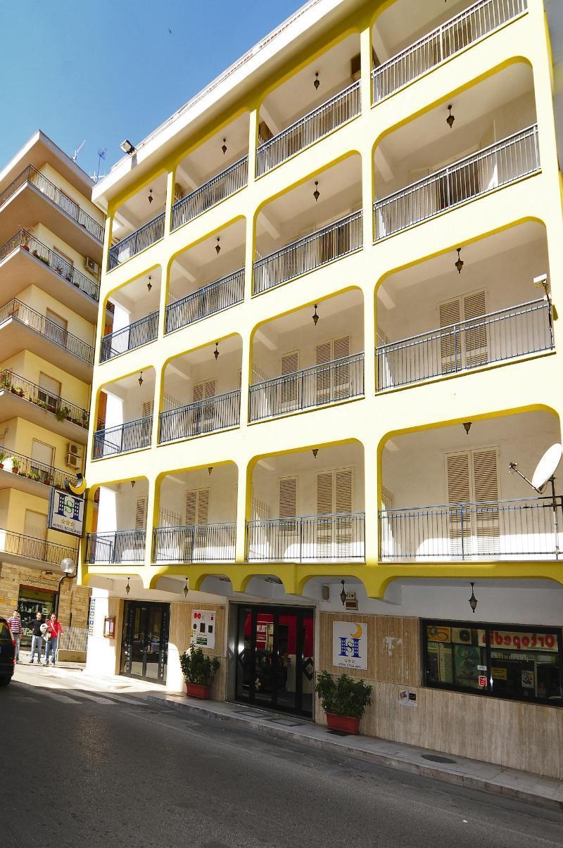Hotel Scigliano ロッサーノ エクステリア 写真